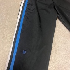 adidasジャージ　上下セット黒キッズ140の画像