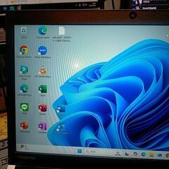 (^引渡し先決まりました^)激速SSD 東芝フルHD液晶ノートパソコン Core-i7 / SSD 240ギガ / メモリ 8ギガ / Windows11インストール済み / Office2021プロplusインストール済み / キーボード新品交換済み / ブルーレイ ウェブカメラ WiFi 付き /(^^)の画像
