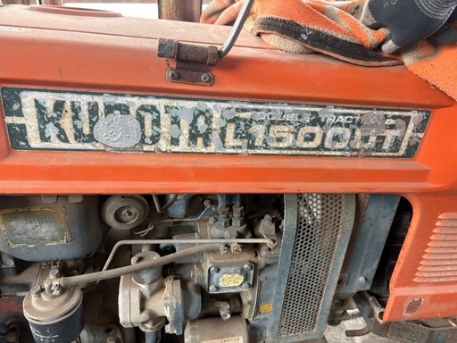 (取引き中)トラクター