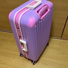 トラベルハウスのスーツケース