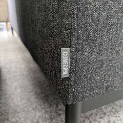 ジモティー見た！で5%OFF【2.5人掛けソファ】関家具 CRASHGATE クラッシュゲート COMFORM コンフォーム TET テット ファブリック スチール脚:モノトーンの画像