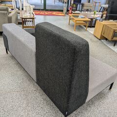 ジモティー見た！で5%OFF【2.5人掛けソファ】関家具 CRASHGATE クラッシュゲート COMFORM コンフォーム TET テット ファブリック スチール脚:モノトーンの画像