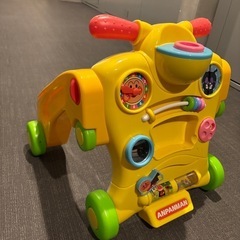 アンパンマン手押し車の画像