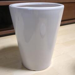 【すぐ使える】白色陶器製 8号植木鉢・水受けセット
