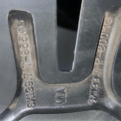 スタッドレス タイヤ　265/65R17 ランドクルーザー プラド 250 ハイラックスの画像