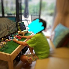 キッズ用プレイテーブル（椅子付き）の画像