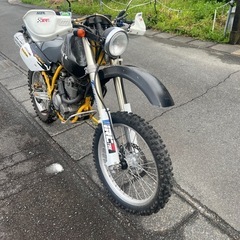スズキDR350
の画像