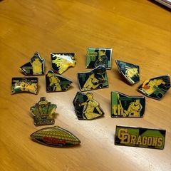 中日スポーツ　ドラゴンズ70周年 ピンバッチ　セット売り