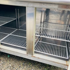⭐️厨房機器が安い⭐️フジマック　4ドア　コールドテーブルの画像