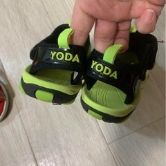 STAR WARS キッズサンダル 緑/黒/紫 15cmの画像