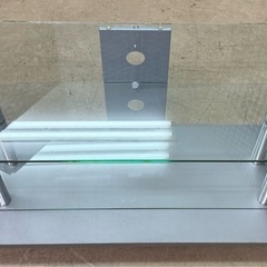 ②ガラステレビボード（3段）の画像