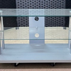 ②ガラステレビボード（3段）の画像