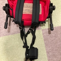 アップリカ　テーブルチェアー&子供背負える物
の画像