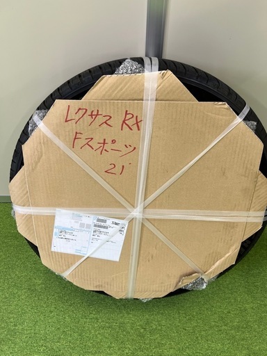 レクサス　タイヤ