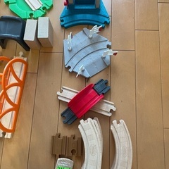 IKEA&トーマス木製レールとトレインセット(全110ピース)の画像