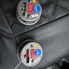 オートゲージのタコメーターと水温計