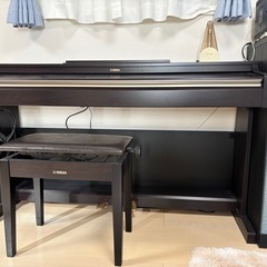 ヤマハ　電子ピアノ　ARIUS YDP-162R
