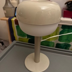 IKEA テーブルランプ
の画像