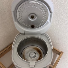 炊飯器の画像