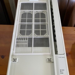 極美品！早い者勝ち！動作品！返金保証有！窓枠有！冷房専用コロナウィンドウエアコンの画像