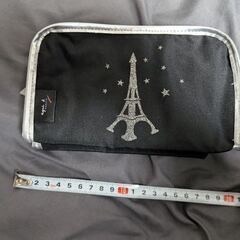 100円　アニエスベー　エッフェル塔模様ポーチ