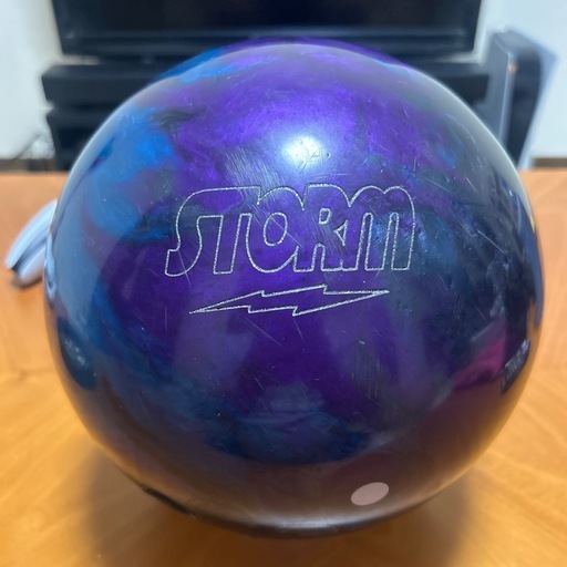 ボウリング玉 ストーム アストロフィジックス13ポンド