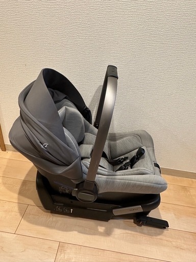 ヌナ　チャイルドシート