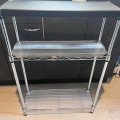 細身のスチールラック