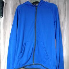 【四枚セット】値下げ不可 中古美品 ユニクロ ポロシャツ パーカーの画像