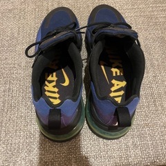 NIKE AIR MAX