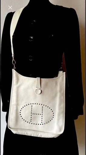 ショルダーバッグ