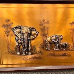 ＜インテリア＞　銅製の大型レリーフ　象モチーフの画像