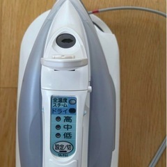 TOSHIBA アイロン　TA-F61 白の画像