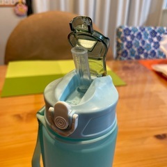 水筒（ボトル）の画像