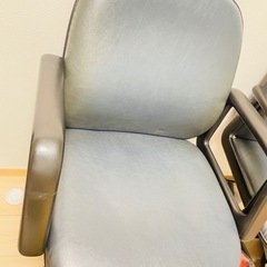 椅子4脚