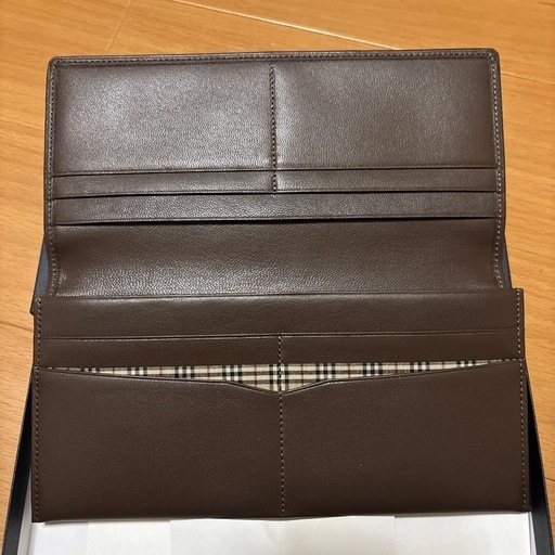 新品 BURBERRY長財布 ブラウン箱付き 【公式通販】