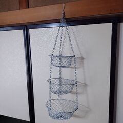 吊り下げ3段籠 金属