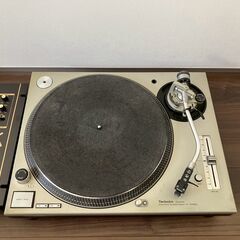 【中古】Technics（テクニクス）  SL-1200MK5 レコードプレーヤーセットの画像