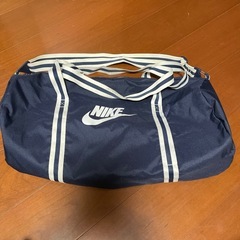 ナイキ　NIKE スポーツバック　ネイビー　