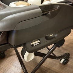 電動ハイローチェア Combi コンビ ネムリラ オートスウィング Bediの画像