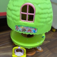 こえだちゃんの木のお家