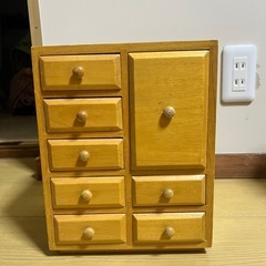 木製　小物入れ　引き出しタイプの画像