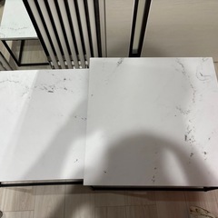 代理石調テーブル