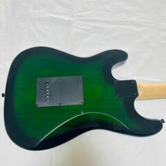 セルダーのエレキギター　アンプ付きの画像