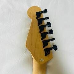 セルダーのエレキギター　アンプ付きの画像
