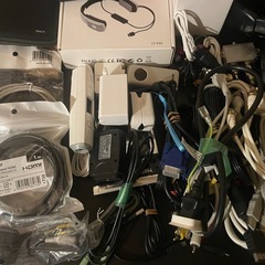 ヘッドホン パソコン周辺機器 書籍 など 大量セット ジャンク扱い品で
の画像