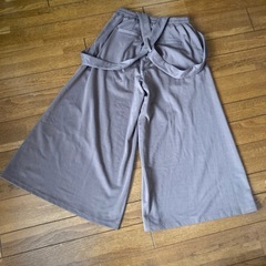 CECIL McBEE サロペット付き ワイドパンツ くすみブラウン Mの画像