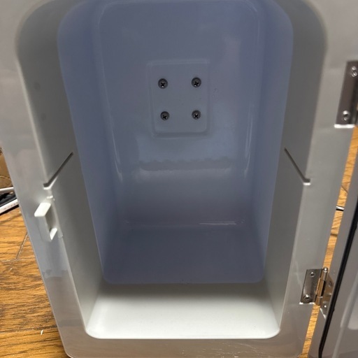 100vミニ温冷蔵庫 ポータブル