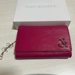 5/7取引き可能な方価格です❗️超美品ピンキー&ダイアン折財布💕