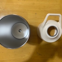 ペットボトルクーラー　保冷　取って付き　500〜650mlの画像